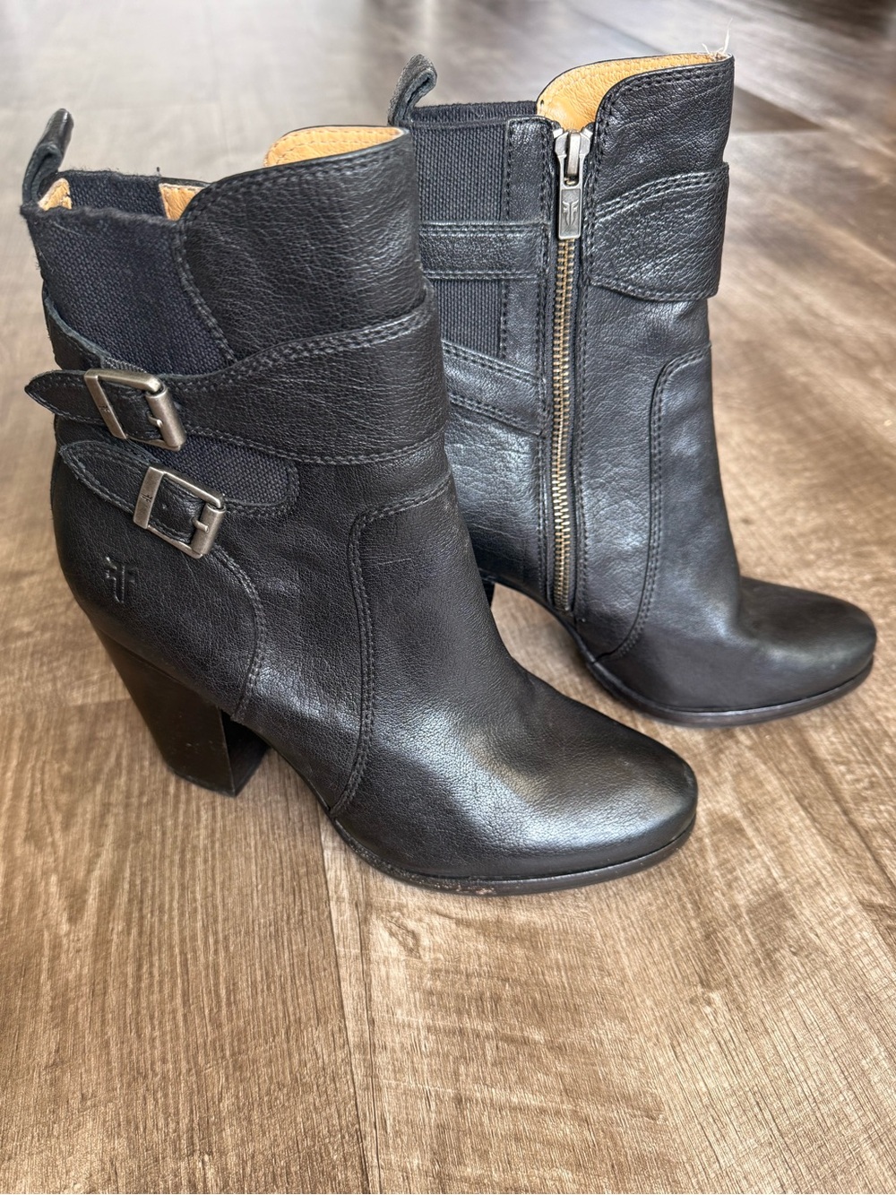 Frye Patty Riding Bootie Black Leather Ankle Boots Size 8